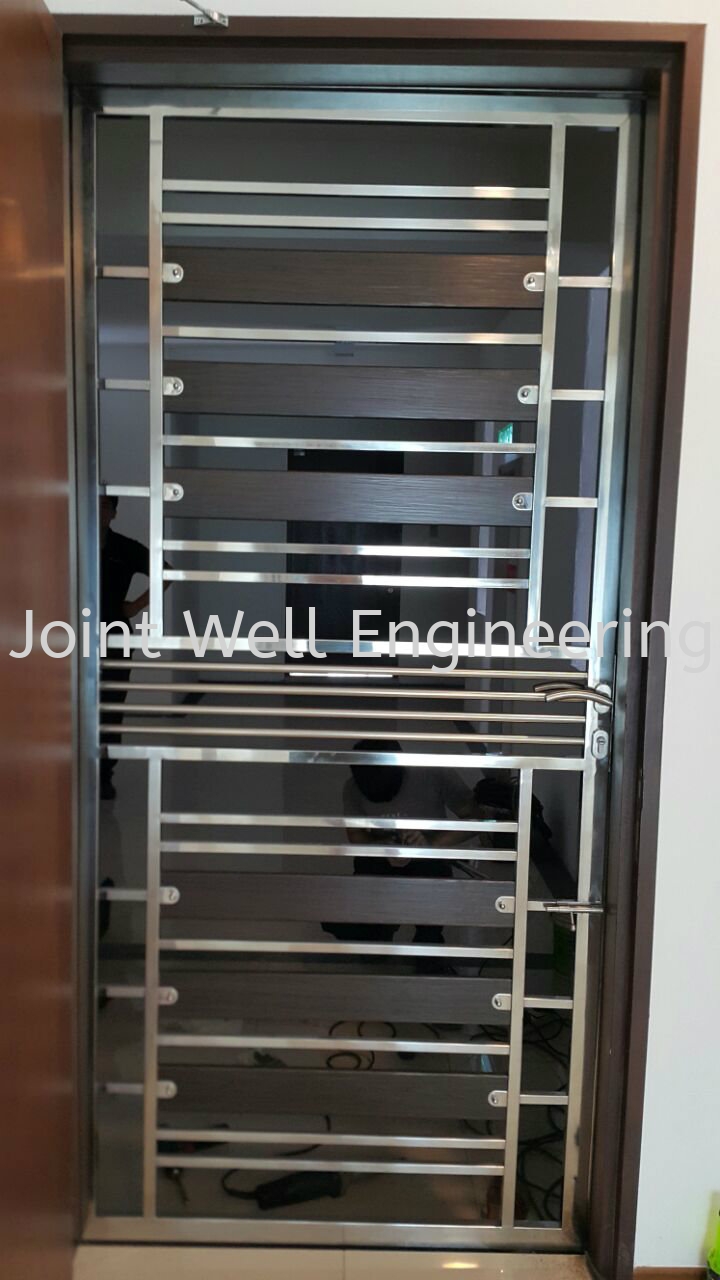 Single Open Gate Unequal And Single Door Stainless Steel Parlour Doors