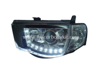 MITSUBISHI TRITON 2006 & ABOVE HEAD LAMP CRYSTAL PROJECTOR CHROME W/LED