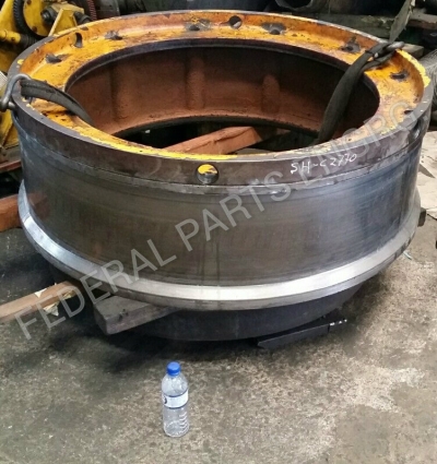 Capstan drum worn out surface Dia.1200mm