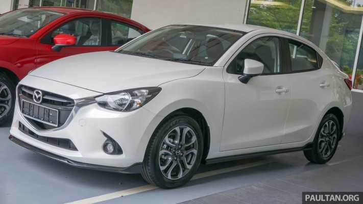 Mazda 2 2014 bodykit oem 