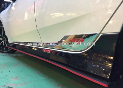 HONDA CIVIC 2016 CHROME SIDE MOULDING 