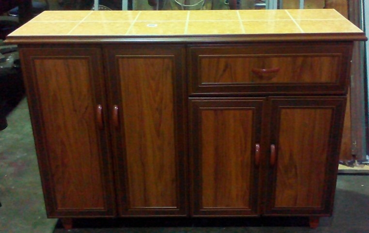 Kitchen Cabinet !!