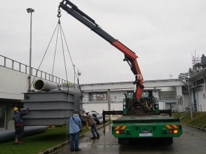 Lorry Crane & Rigid Low Loader with Crane