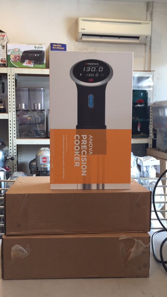 ANOVA Sous Vide Machine 