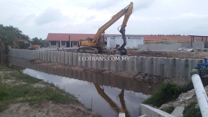 Drive in 250pcs Concrete Sheet Piles