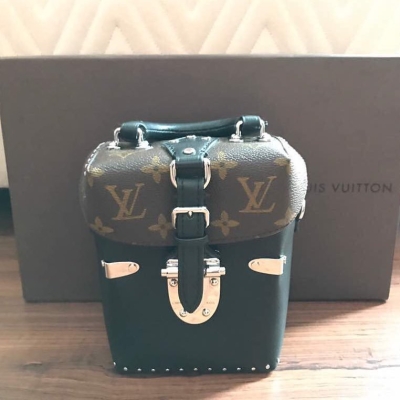 (SOLD) Louis Vuitton Limited Edition Camera Bag