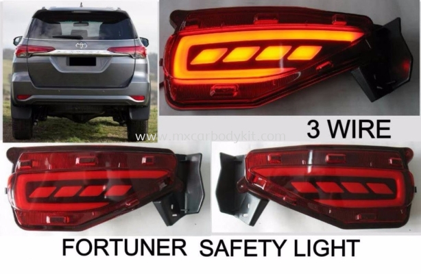 2015 TOYOTA FORTUNER SAFETY REFLECTOR LIGHT 