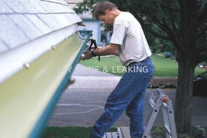 Rain Gutter & Roof Gutter Leakage Repair Service