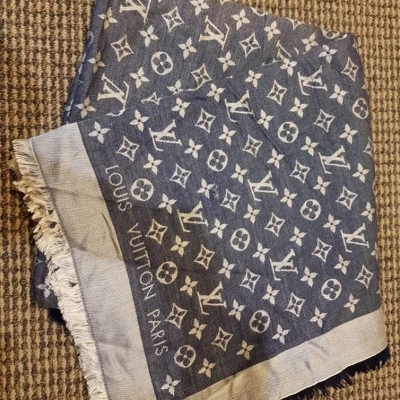 (SOLD) Louis Vuitton Scarf