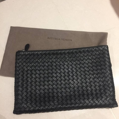 (SOLD) Bottega Veneta Clutch