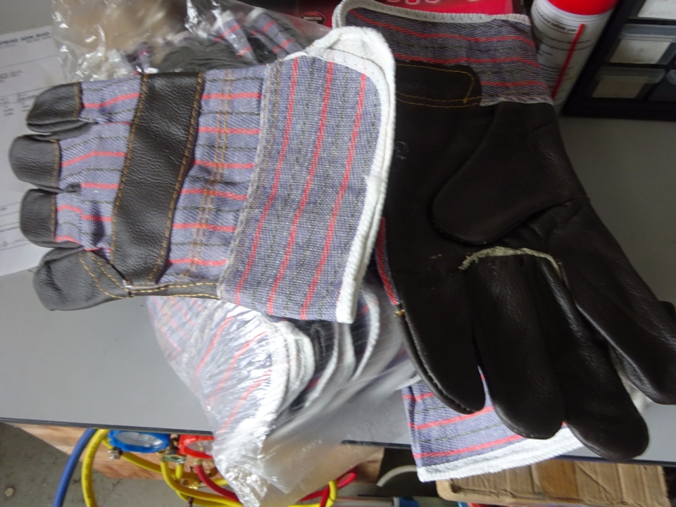 FULL PALM SEMI LEATHER HAND GLOVE 10 1/2' X 'AA' (F-2119) (1-DOZEN/PACK)