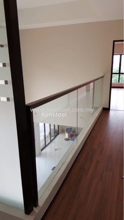 Wood handrail Glass Staircase 1