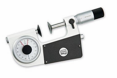 External precision micrometer 0552 with integrated dial comparator for gear tooth measurements