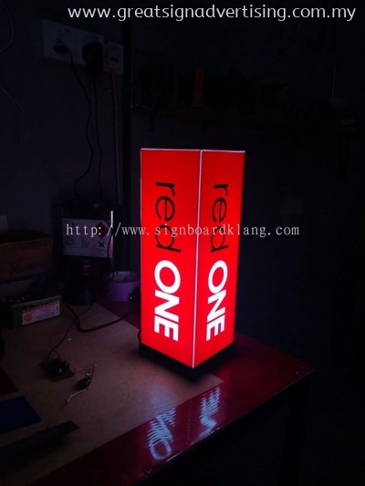 Red One - Table Light Box