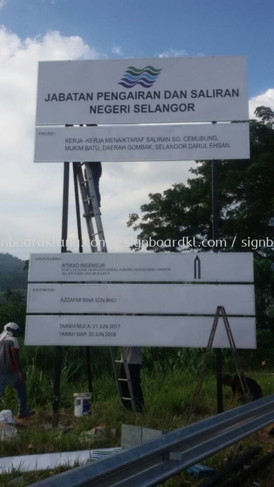 Project Construction Sign At Sugai Buloh 