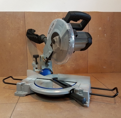 (Display unit)255mm Miter Saw Machine C/W Blade 1.4kw (Induction Motor)  ID665516  