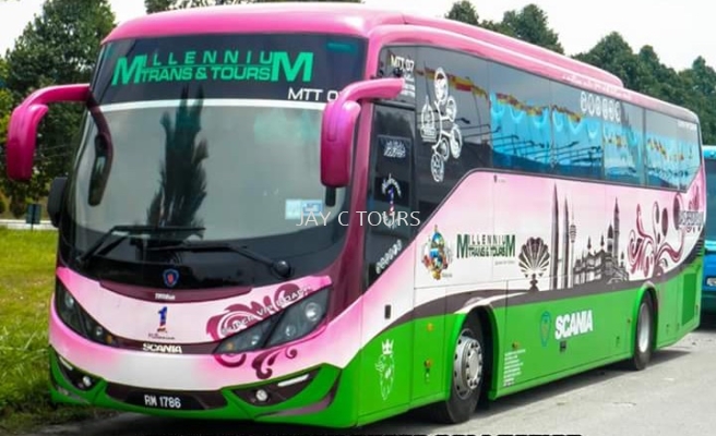 30 Seater Super VIP Bus