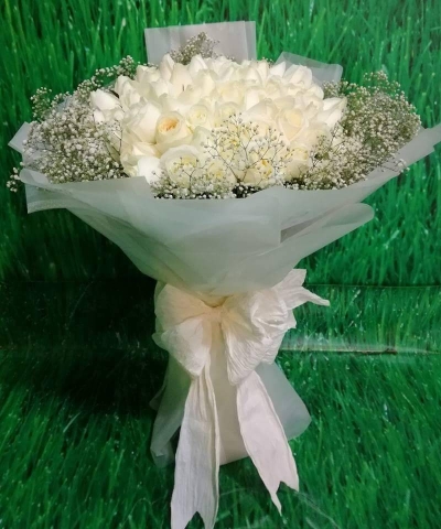 99 White Rose Bouquet (HB-458) Free KL delivery