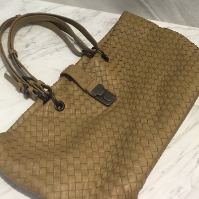 Bottega Veneta Full Leather Shoulder Tote