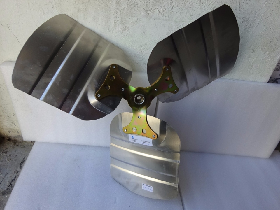 CARRIER 38HD580-929 PROPELLER FAN (24IN)- (38HDS120D90125) (P/N (REG):PH3E610N34R08AA)(HAT315 MOTOR)