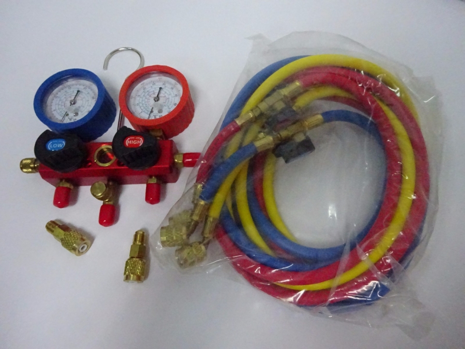 ROTHENBERGER 1000050050 STANDARD ECO MANIFOLD SET (6FT CHARGING HOSE , R22, R134A, R404A & R410A)