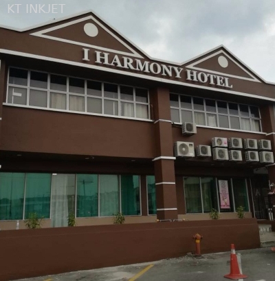 I HARMONY HOTEL SIGNBOARD