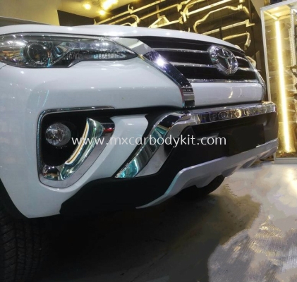 TOYOTA FORTUNER 2015 BUMPER GUARD SET 