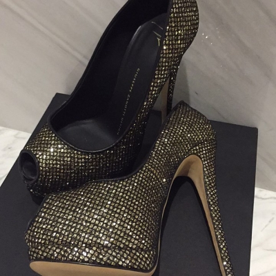 Brand New Giuseppe Zanotti Glitter High Heels