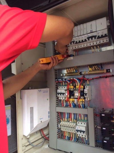 Cable checking (KM Perwira)