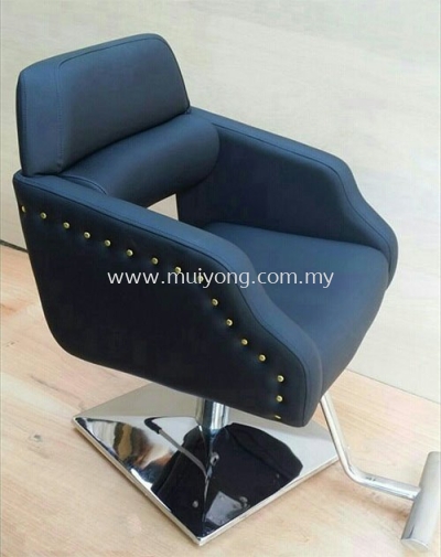 Hairstyling Chair