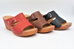 100 (8C) Comfort Wedges Carla Belle