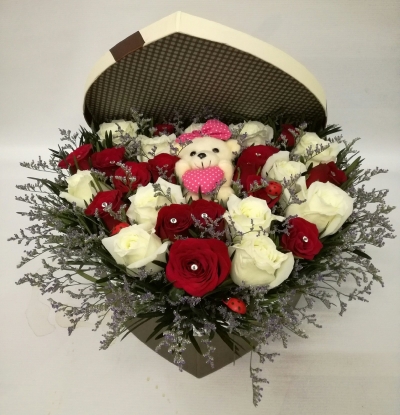 Heart Shape Gift Box with Rose (FBox-368) 