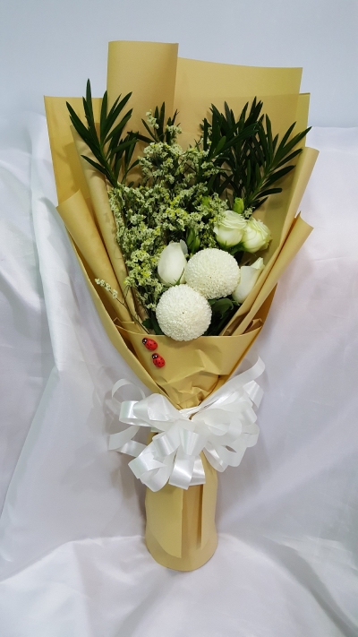 Hand Bouquet (HB-499)