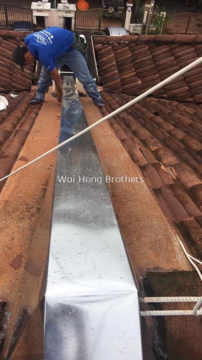 Roofing metal break services