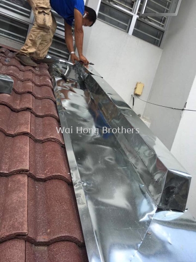 Roofing metal break services