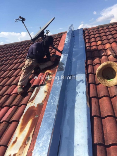 Roofing metal break services