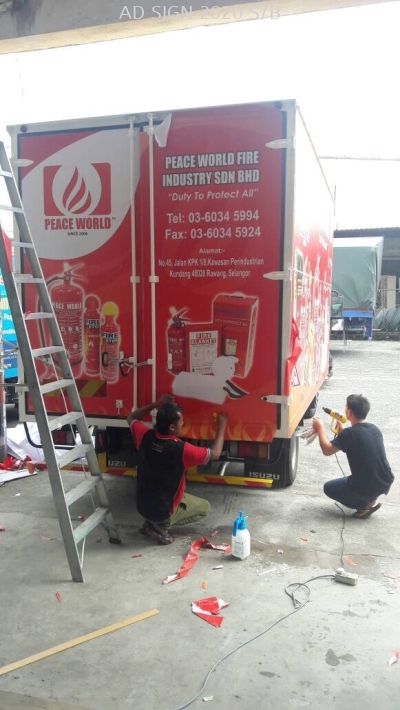 Lorry Sticker UV 1200dpi