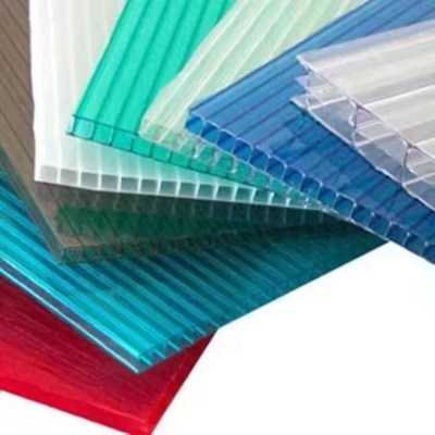 Polycarbonate hollow sheet 