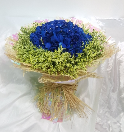 99 Roses Hand Bouquet (HB-572)