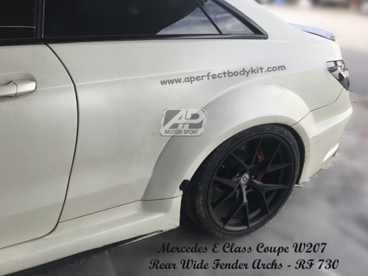 Mercedes E Class Coupe W207 Rear Wide Fender Archs 