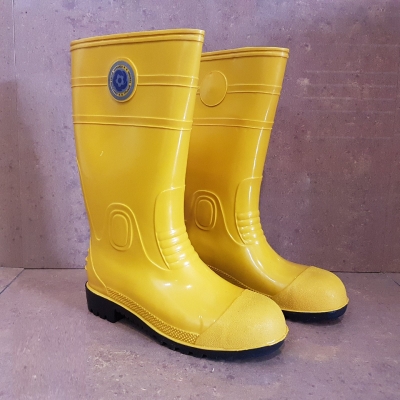 Wellinton Safety Boots c/w Toe Cap size: 6 ID444664