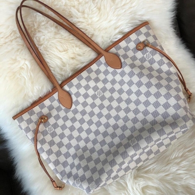 (SOLD) Louis Vuitton Damier Azur Neverfull MM