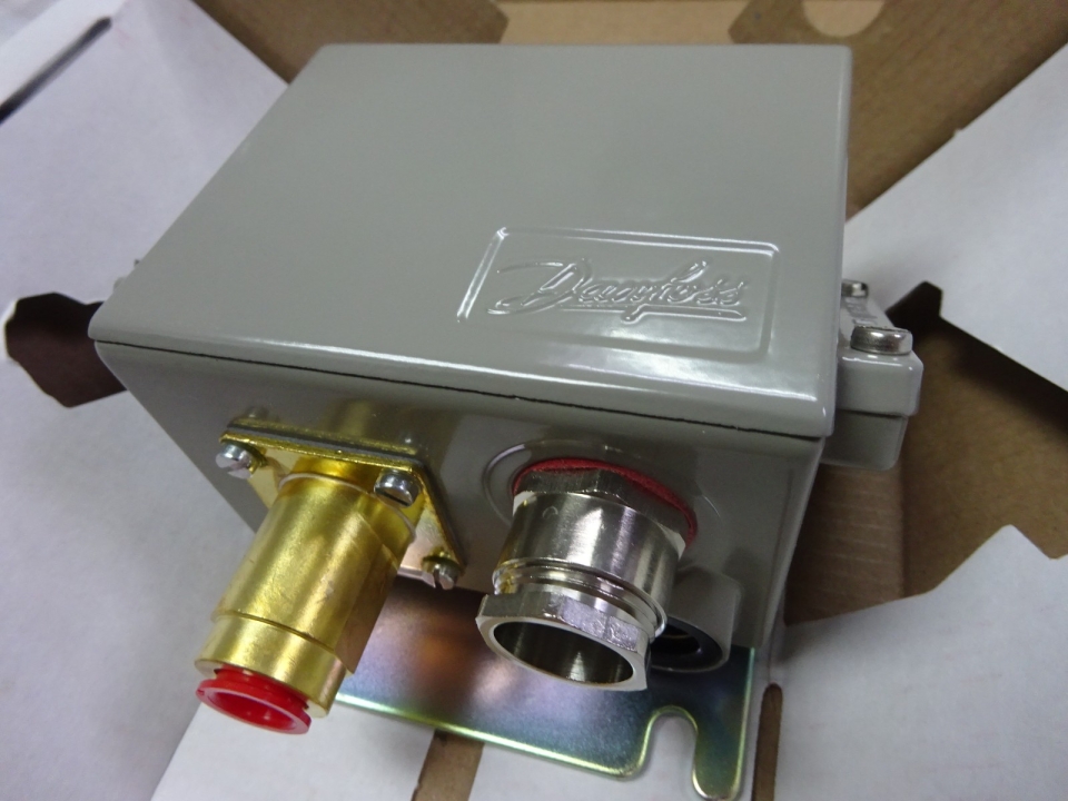 Danfoss KPS Pressure Switch and Thermostat