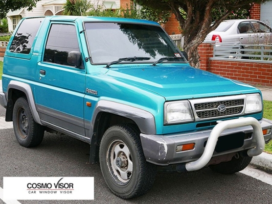 DAIHATSU FEROZA / SPORTRAK 1989 - 2002 = COSMO DOOR VISOR