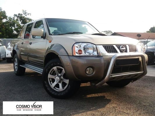 NISSAN FRONTIER (D22) 1998 - 2008 = COSMO DOOR VISOR