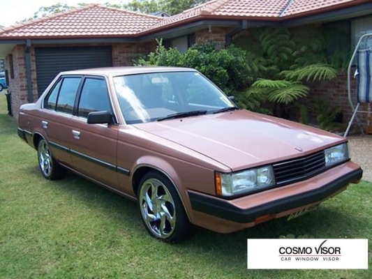 TOYOTA CORONA (T140) 81Y-85Y = COSMO DOOR VISOR