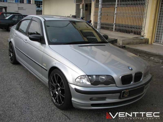 BMW 3-SERIES (E46) SEDAN 1998 - 2005 = VENTTEC DOOR VISOR 