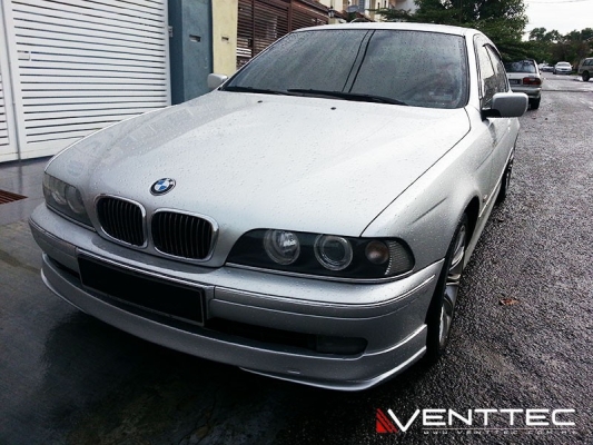 BMW 5-SERIES (E39) SEDAN 1995 - 2003 = VENTTEC DOOR VISOR 