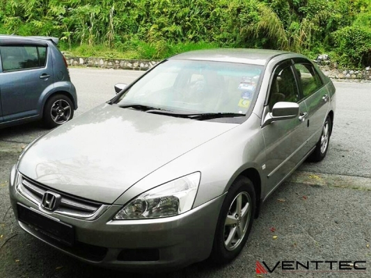 HONDA ACCORD 2003 - 2007 = VENTTEC DOOR VISOR 