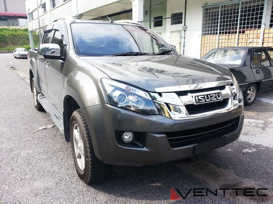 ISUZU DMAX 12Y-19Y= VENTTEC DOOR VISOR 